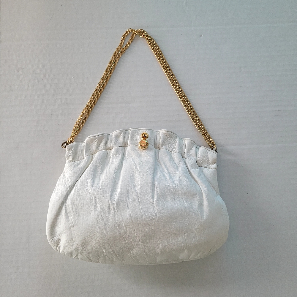 Andé Vintage White Clutch Purse.
